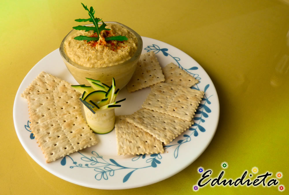 Hummus y Galletas